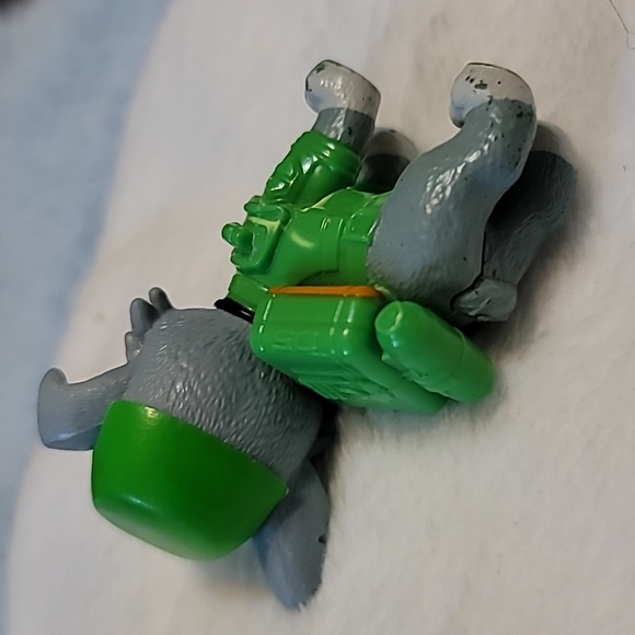 Paw Patrol Rocky The Recycling Genius Toy Character Fugurine - Picture 4 of 5